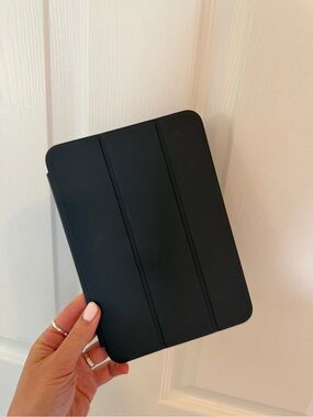 Apple Smart Folio for iPad mini (A17 Pro) - Charcoal Grey ​​​​​